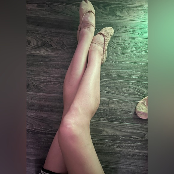 Broken-in / Well Used & Worn Ballet Flats - Collector’s Item - Picture 8 of 9